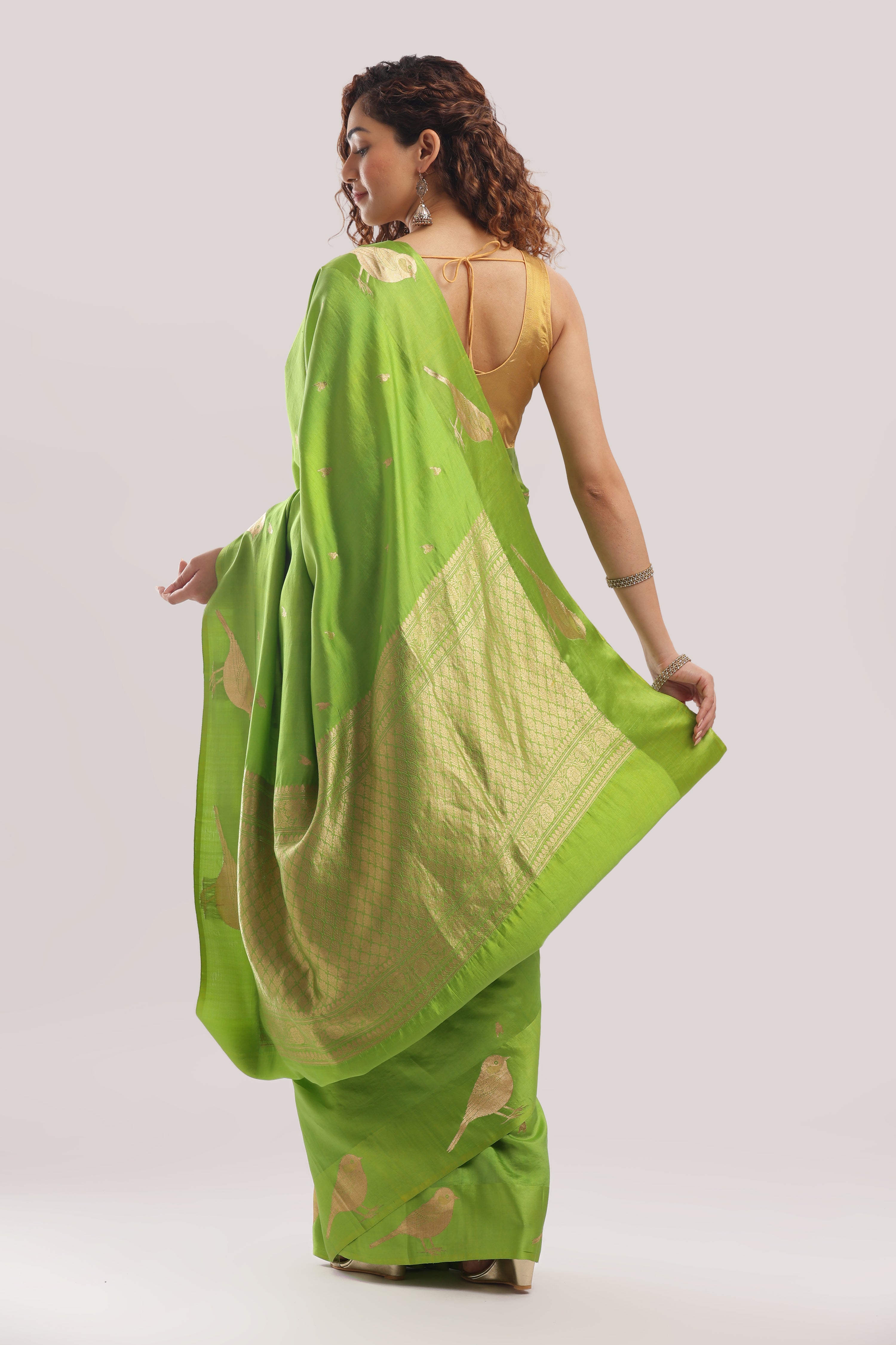 Pure Silk Katan Raw Mango Banarasi Saree - Parrot Green