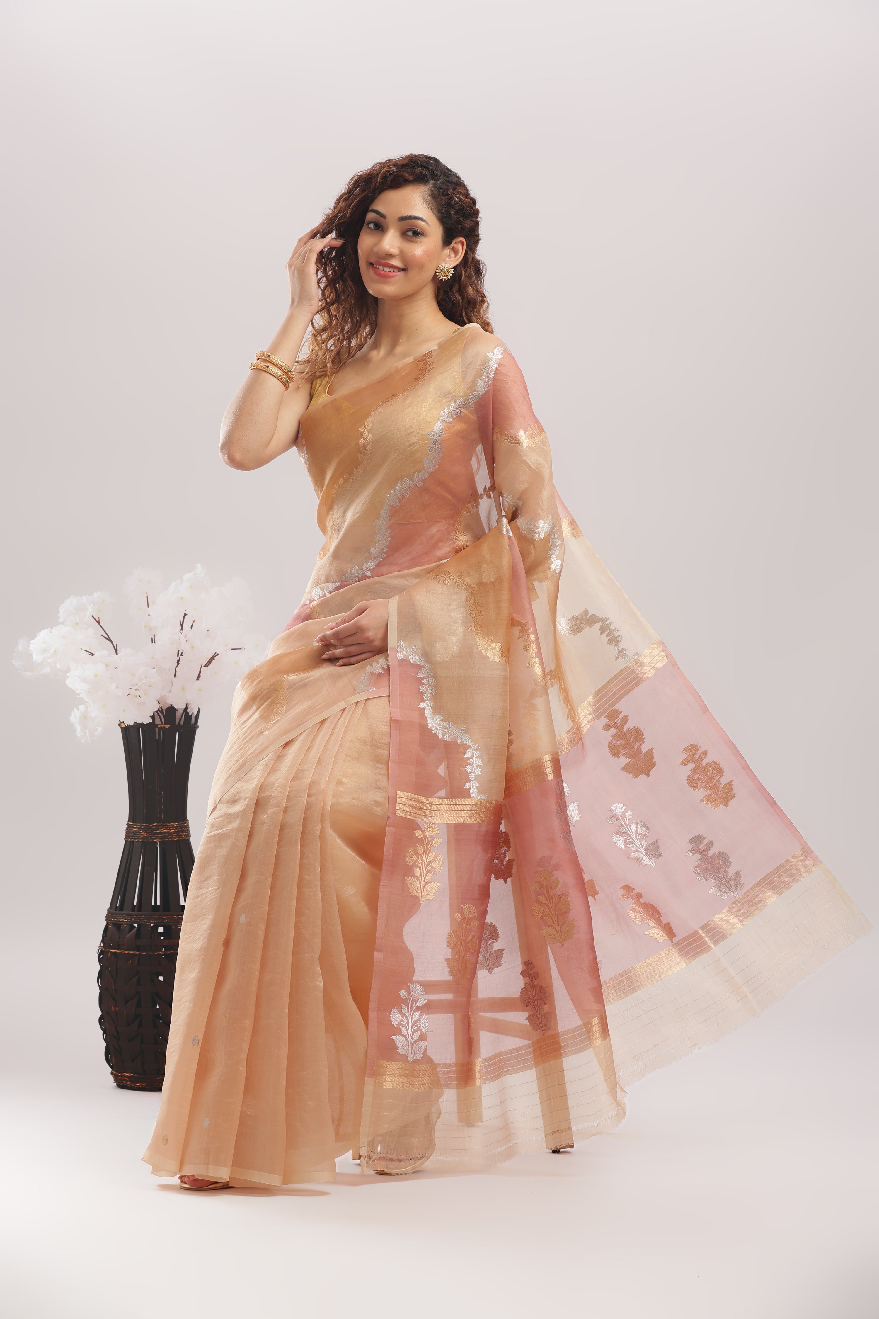 Pure Silk Banarasi Organza Rangkat Saree - Peach