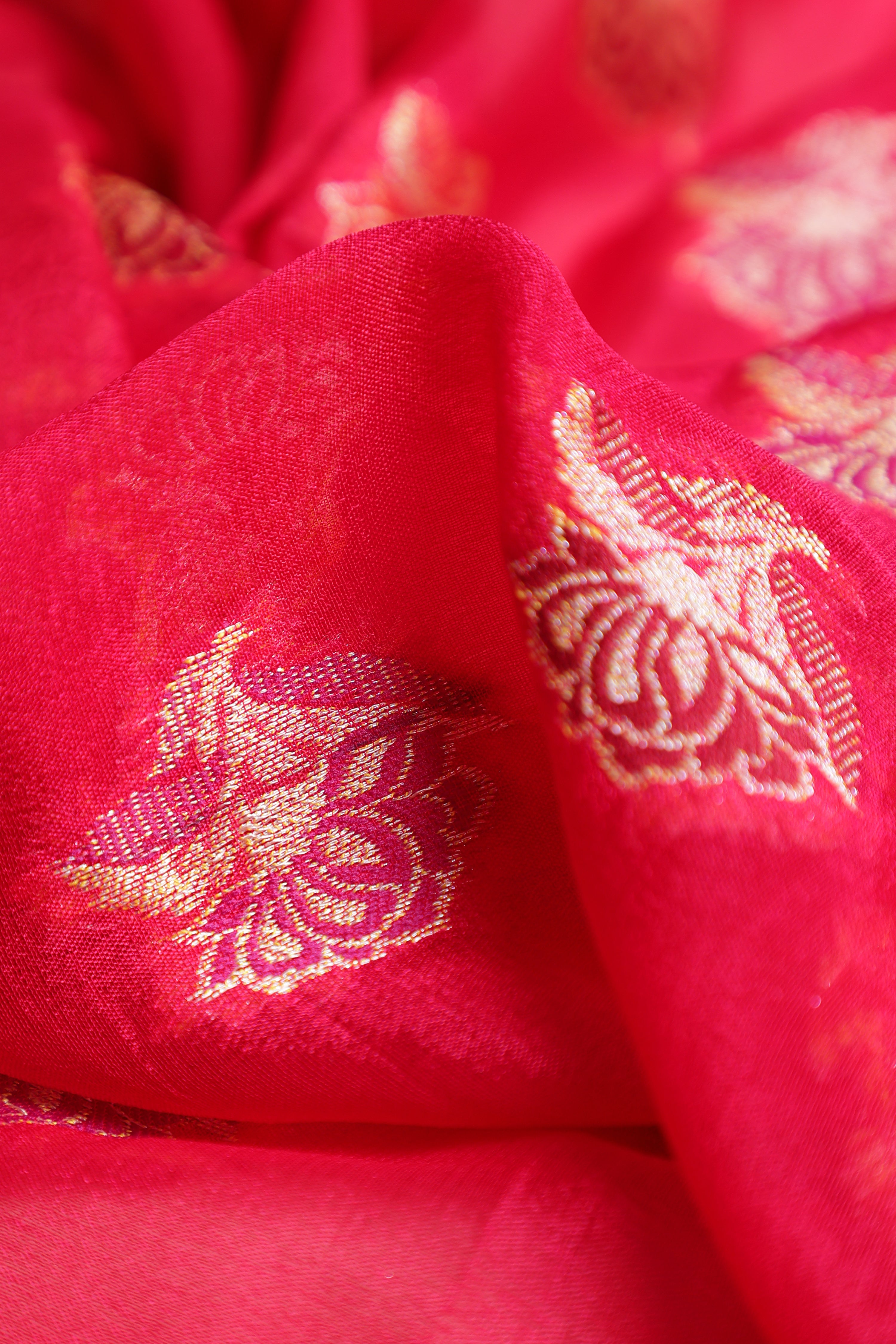 Pure Georgette Khaddi Tilfi Plain Dye Sarees - Bold Red