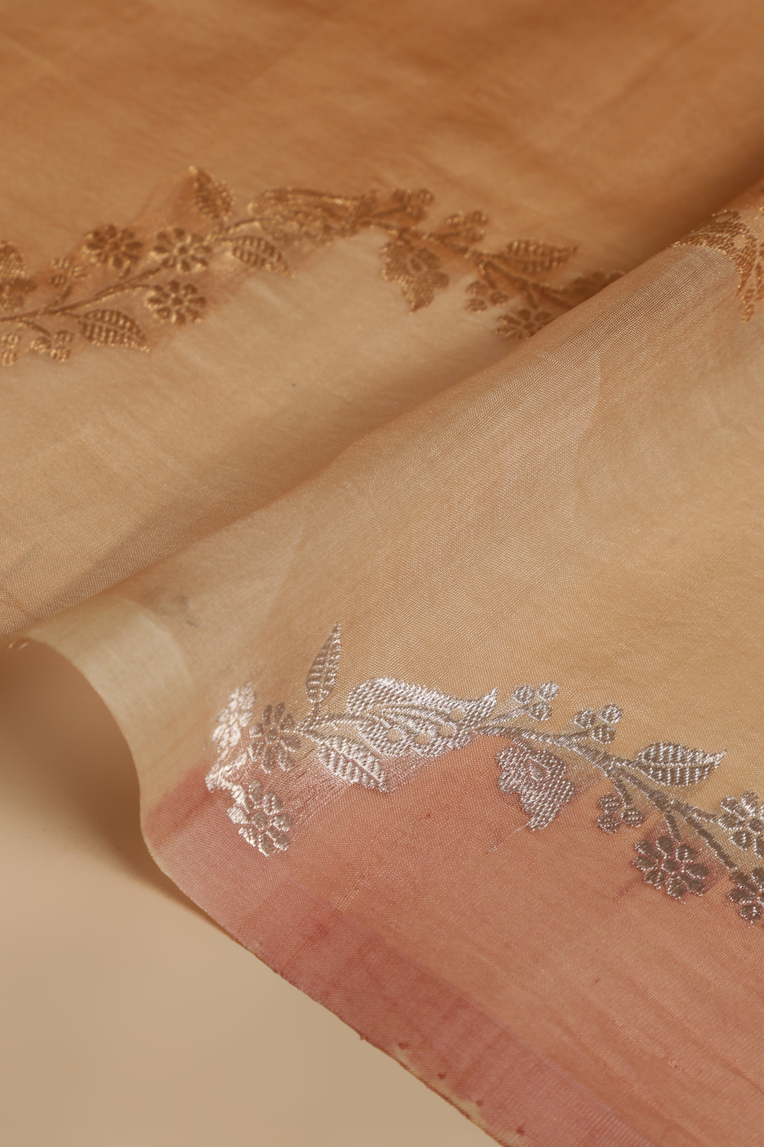 Pure Silk Banarasi Organza Rangkat Saree - Peach