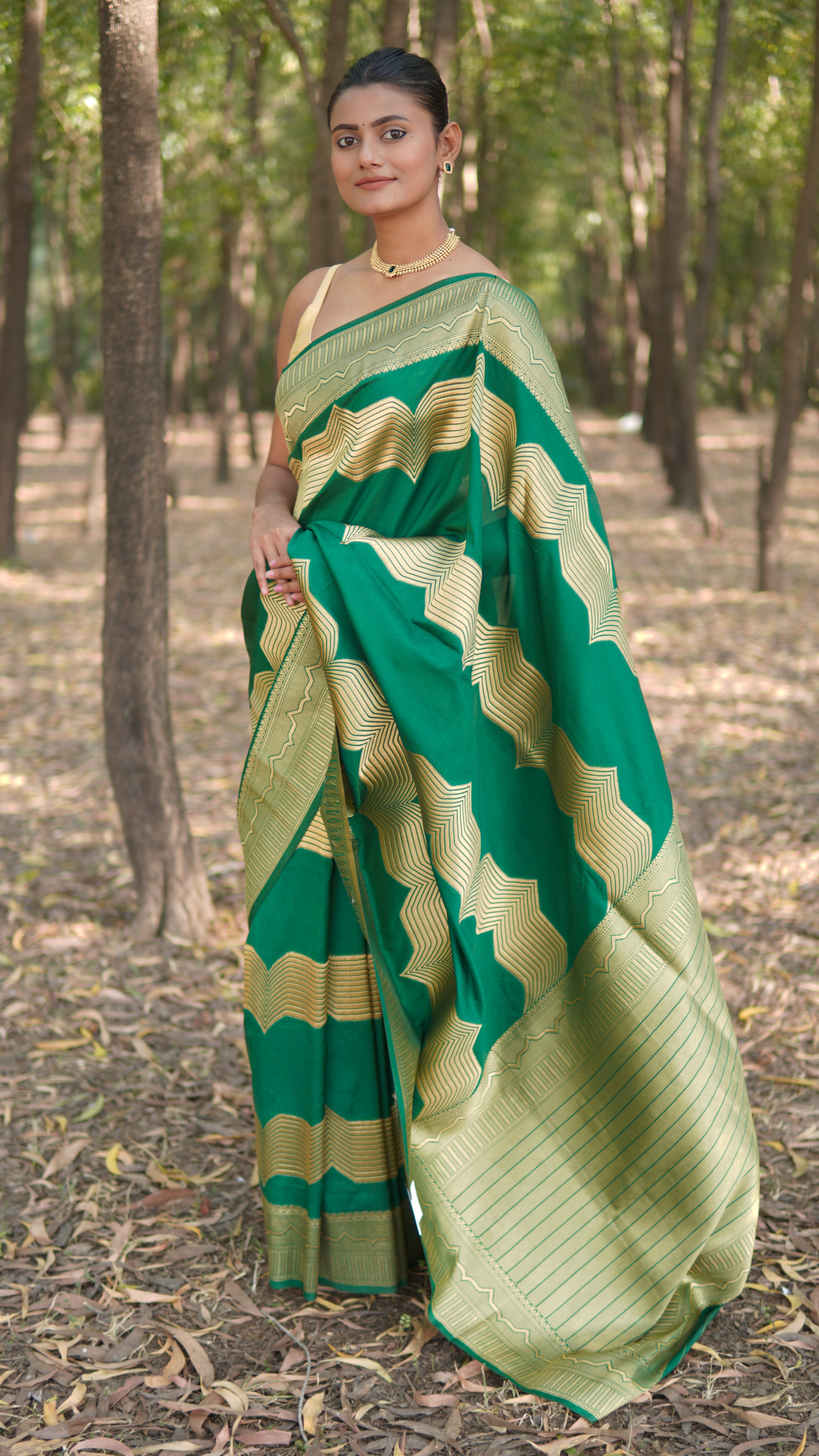 Banrasi katan stripe jari saree Emerald Green