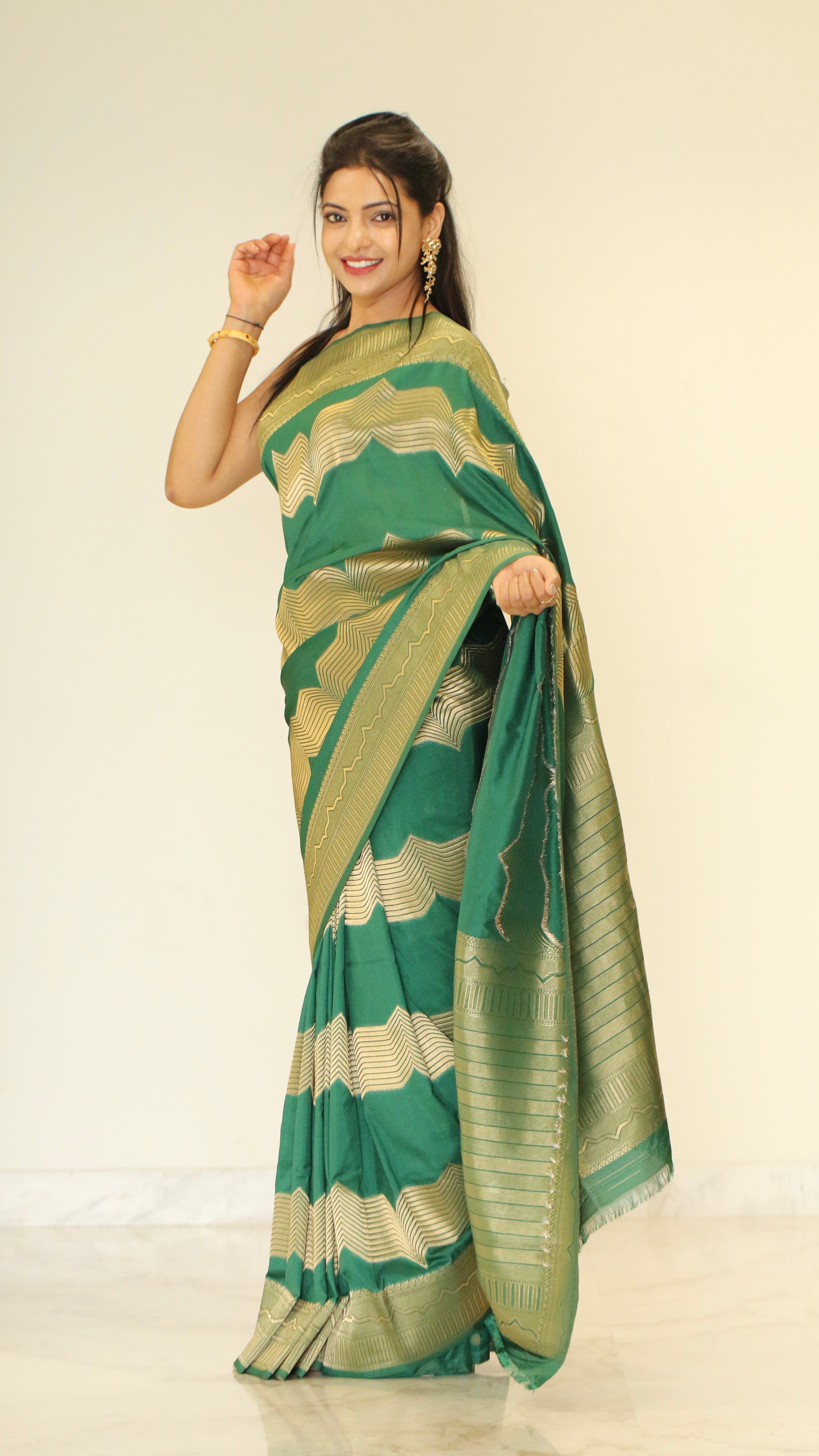 Banarasi katan stripe jari saree Emerald Green