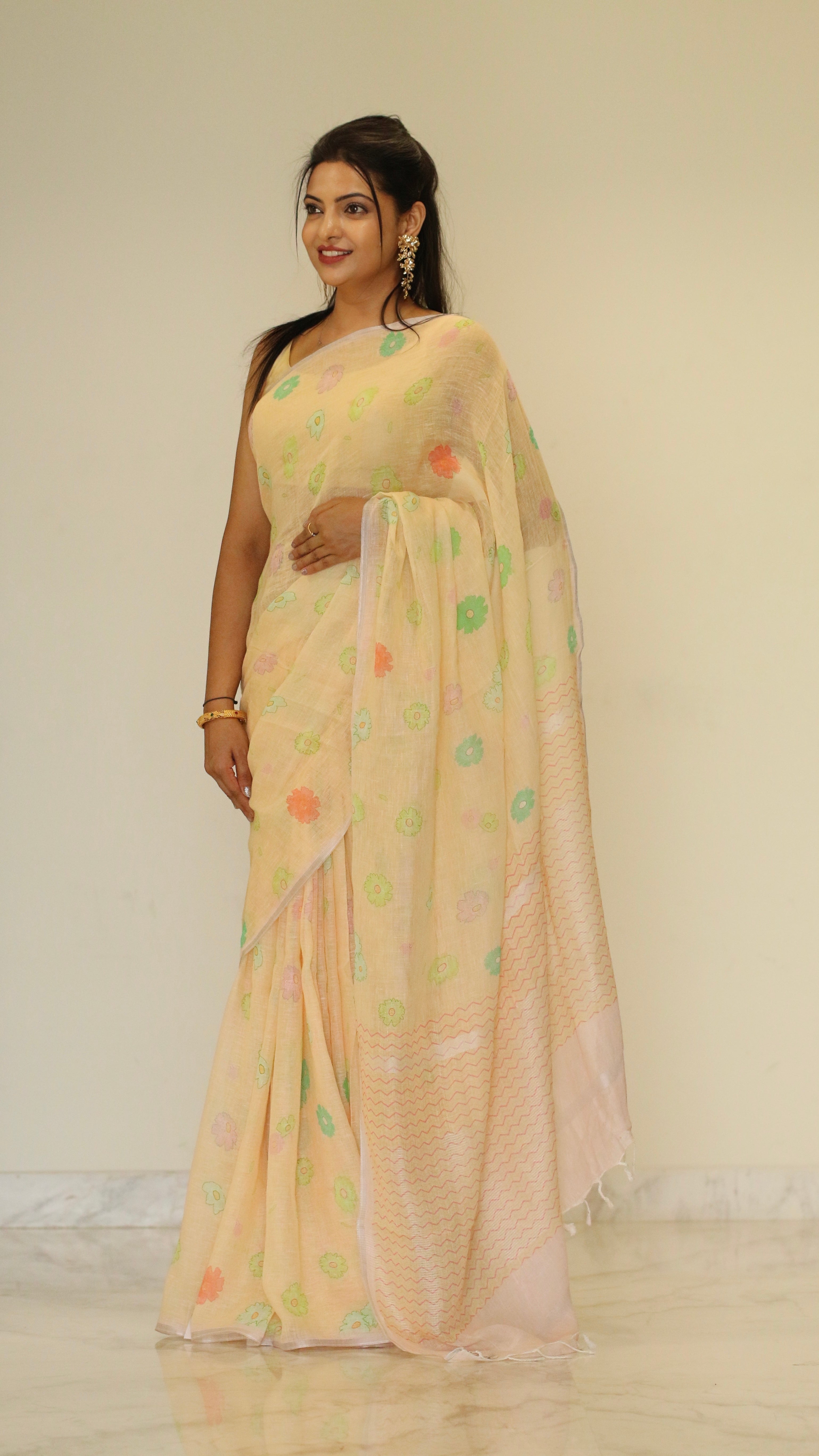Banarasi silk linen digital printed saree - Pastel Yellow